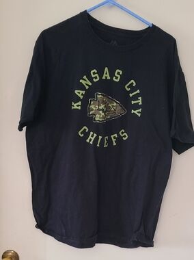 Kansas City Chiefs Majestic Black Tee with Camo Logo
